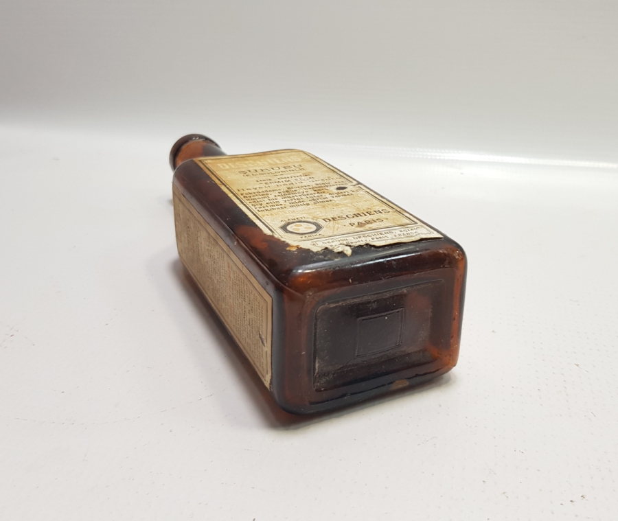 TIP TARİHİ: ANTİKA İLAÇ ŞİŞESİ