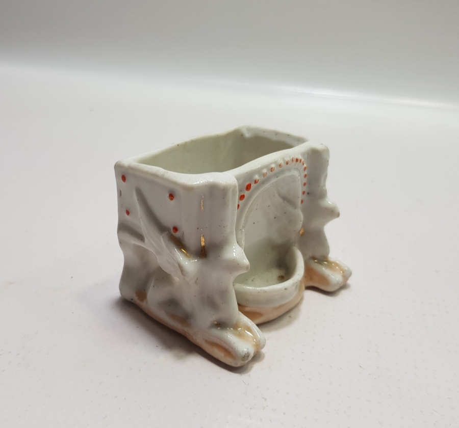 ANTİKA PORSELEN KALEMLİK