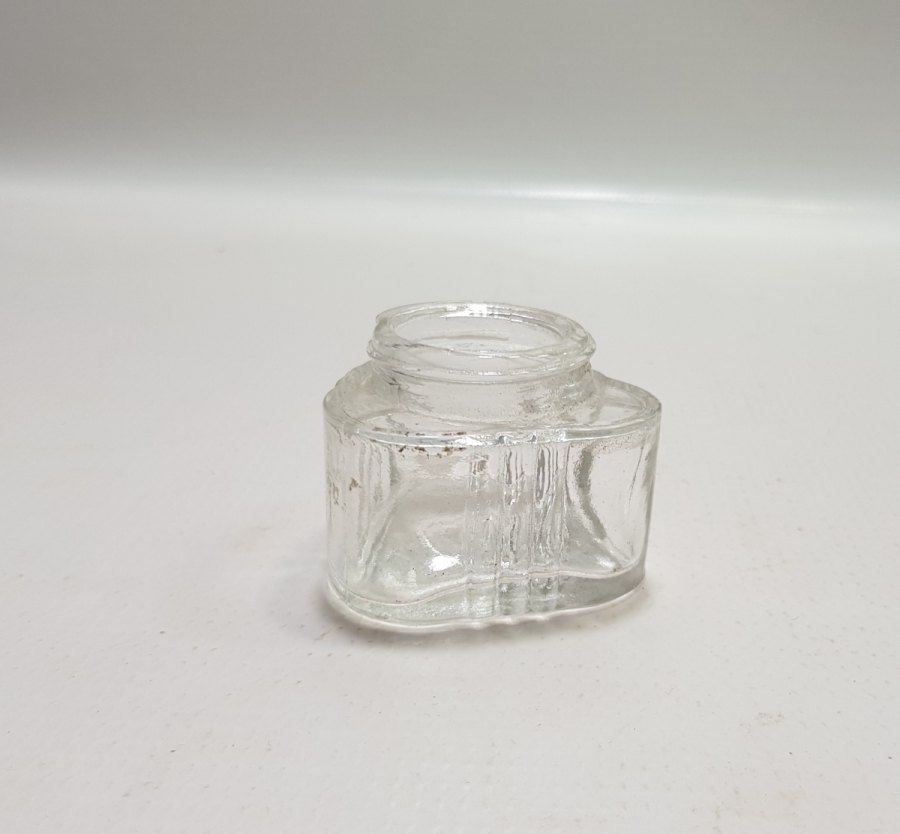 TIP TARİHİ: ECZACIBAŞI KREM KUTUSU