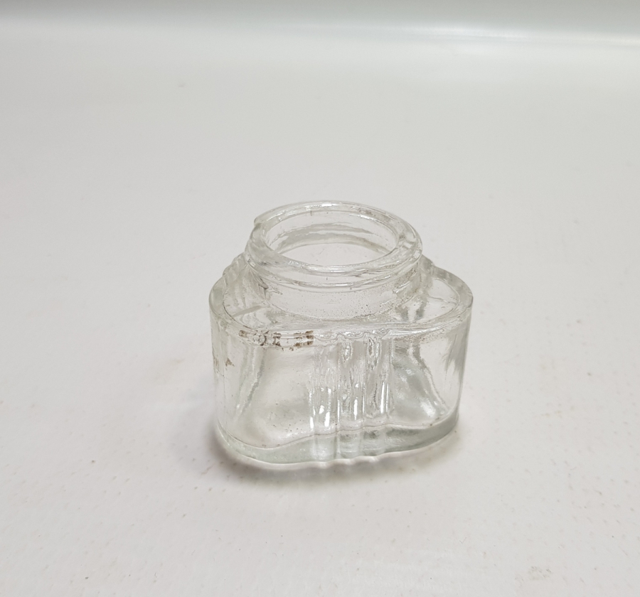 TIP TARİHİ: ECZACIBAŞI KREM KUTUSU