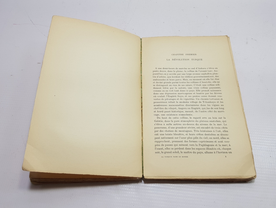 OSMANLI DEVLETİNDEN TÜRKİYE CUMHURİYETİNE FRANSIZCA KİTAP