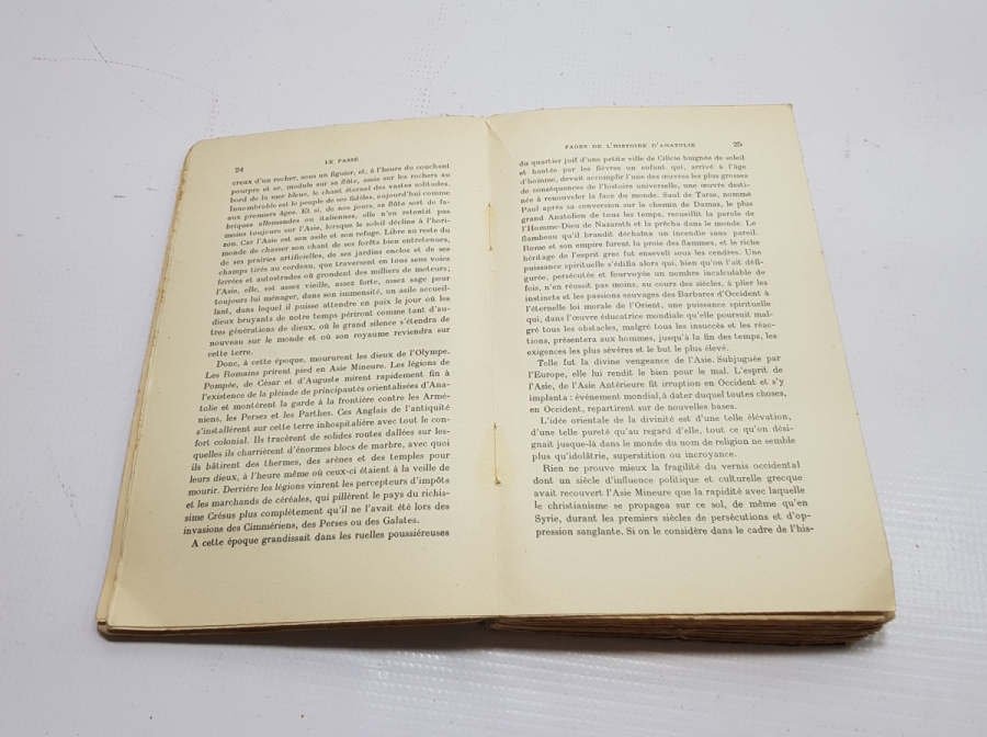 OSMANLI DEVLETİNDEN TÜRKİYE CUMHURİYETİNE FRANSIZCA KİTAP