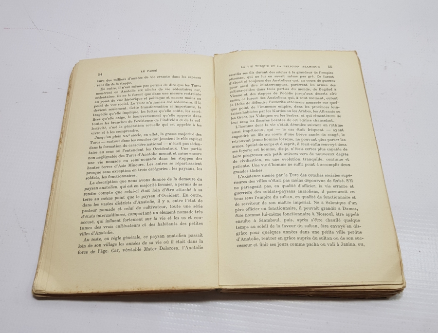 OSMANLI DEVLETİNDEN TÜRKİYE CUMHURİYETİNE FRANSIZCA KİTAP