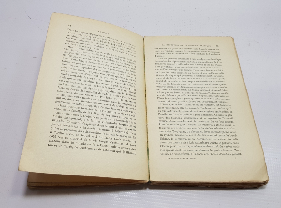 OSMANLI DEVLETİNDEN TÜRKİYE CUMHURİYETİNE FRANSIZCA KİTAP
