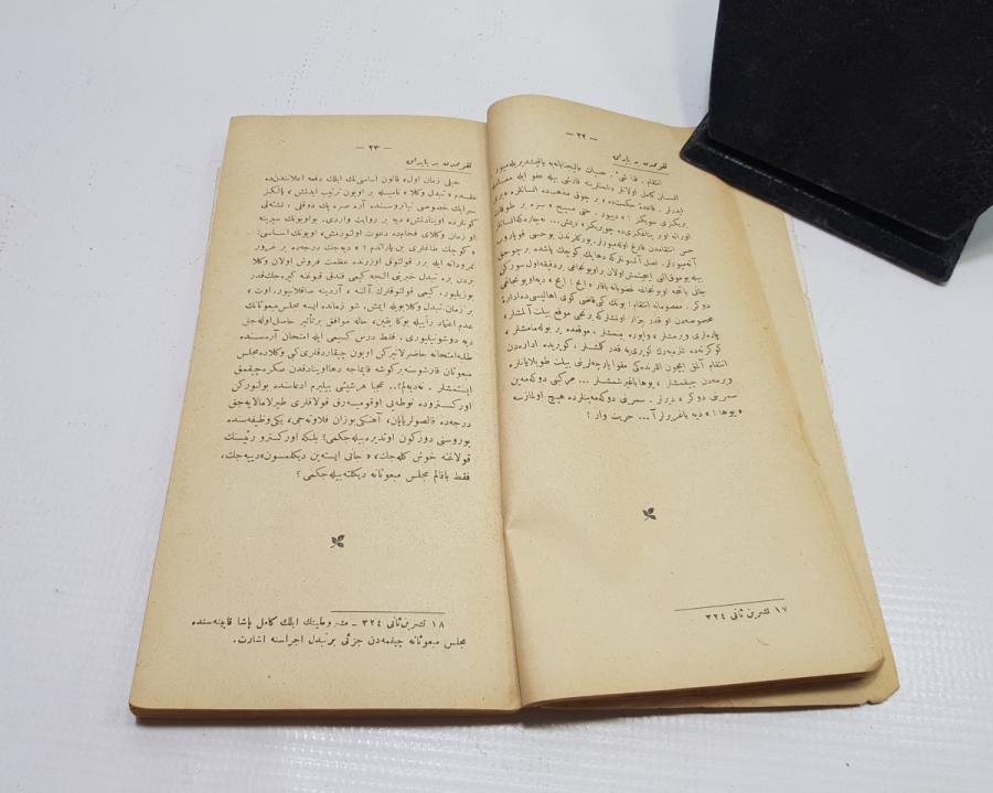 OSMANLICA ROMAN: TAKVİMDEN YAPRAKLAR