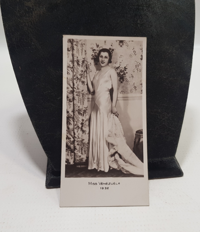 1930LARDAN DÜNYA GÜZELLERİ KARTPOSTAL LOTU