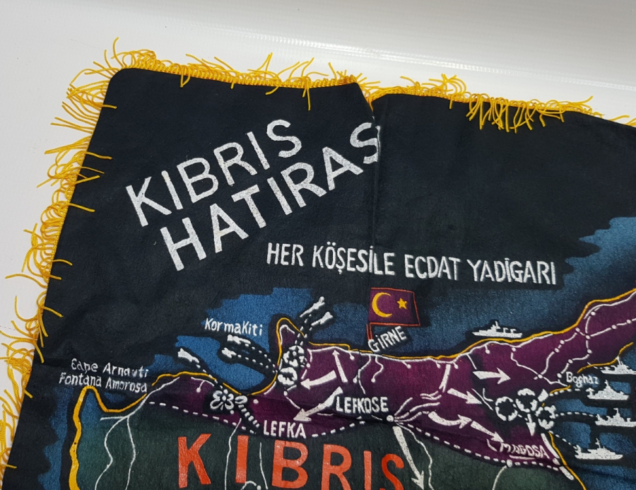 1974 KIBRIS BARIŞ HAREKATI DÖNEMİ YAPILMIŞ KIBRIS HARİTALI NADİR DUVAR PANOSU