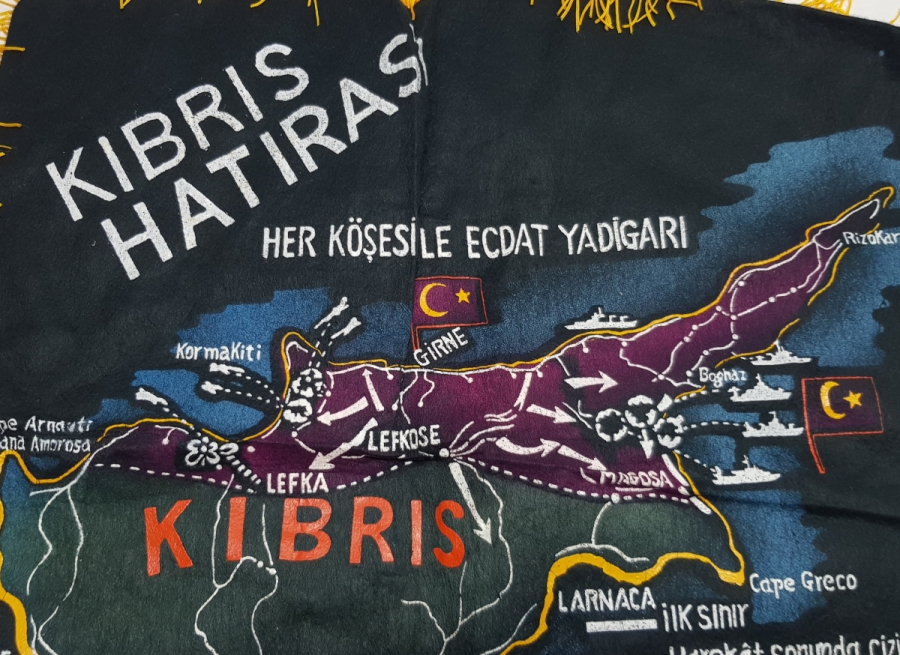 1974 KIBRIS BARIŞ HAREKATI DÖNEMİ YAPILMIŞ KIBRIS HARİTALI NADİR DUVAR PANOSU