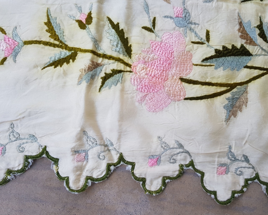 1930 TARİHLİ İPEK GELİN BOHÇASI