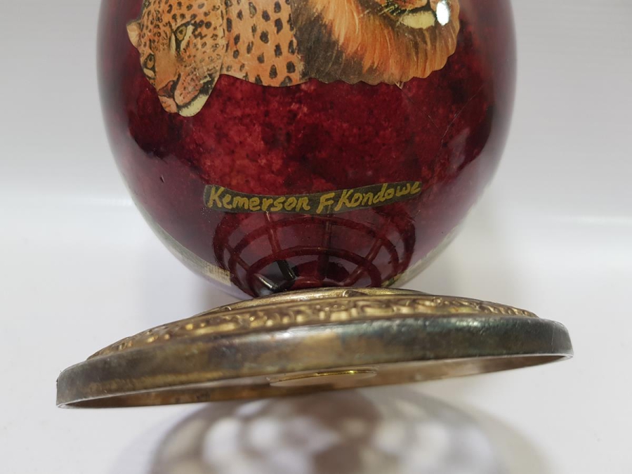 ÜZERİ RESİMLİ SANATÇI İMZALI DEVE KUŞU YUMURTASI