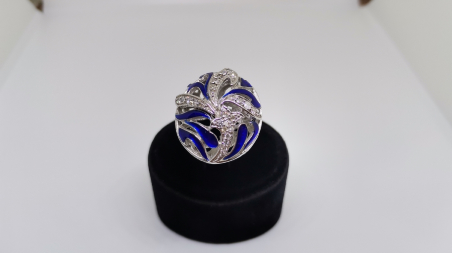 ZAMBAK ÇİÇEĞİ MODELİ MİNE İŞÇİLİKLİ PIRLANTA YÜZÜK