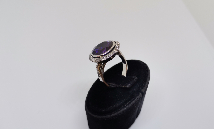AMETİST VE PIRLANTA TAŞLI BÜYÜK BOY YÜZÜK