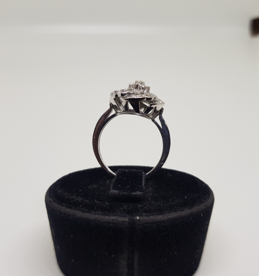 ÇARKIFELEK MODELİ PIRLANTA TAŞLI YÜZÜK