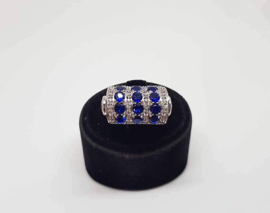 MÜHRE MODEL SAFİR VE PIRLANTA TAŞLI YÜZÜK