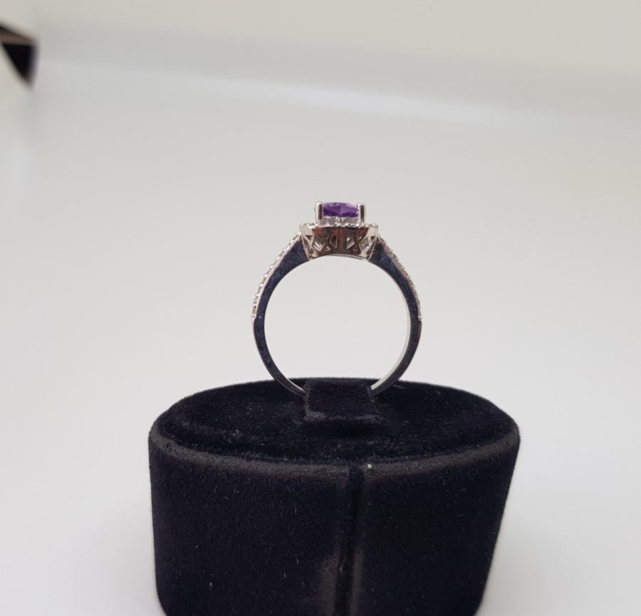 AMETİST E PIRLANTA TAŞLI KALPLİ MODEL YÜZÜK