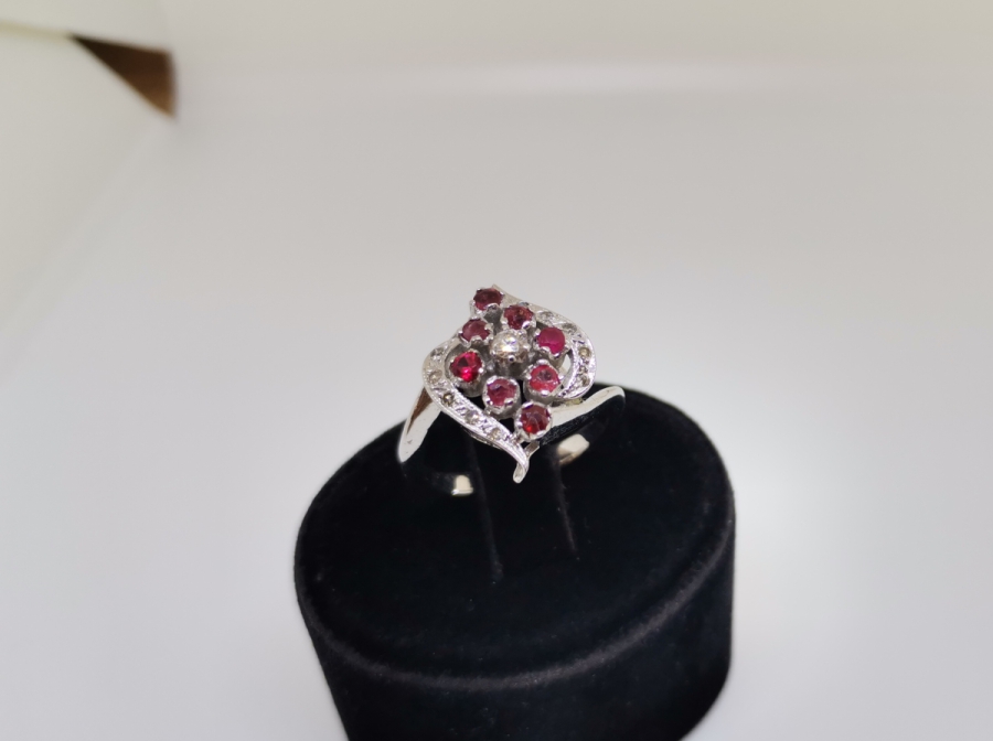 YAKUT VE PIRLANTA TAŞLI BÜYÜK SALYANGOZ MODELİ YÜZÜK