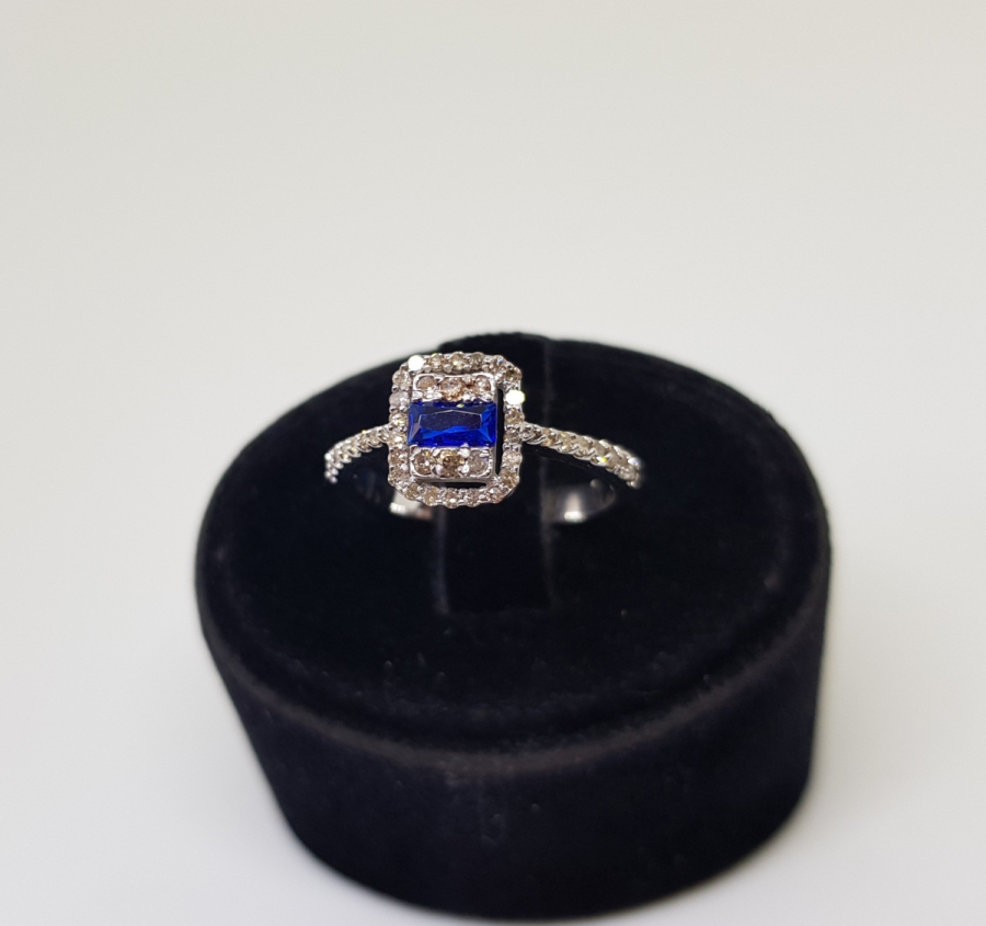 SAFİR VE PIRLANTA TAŞLI KALİBRE MODEL YÜZÜK