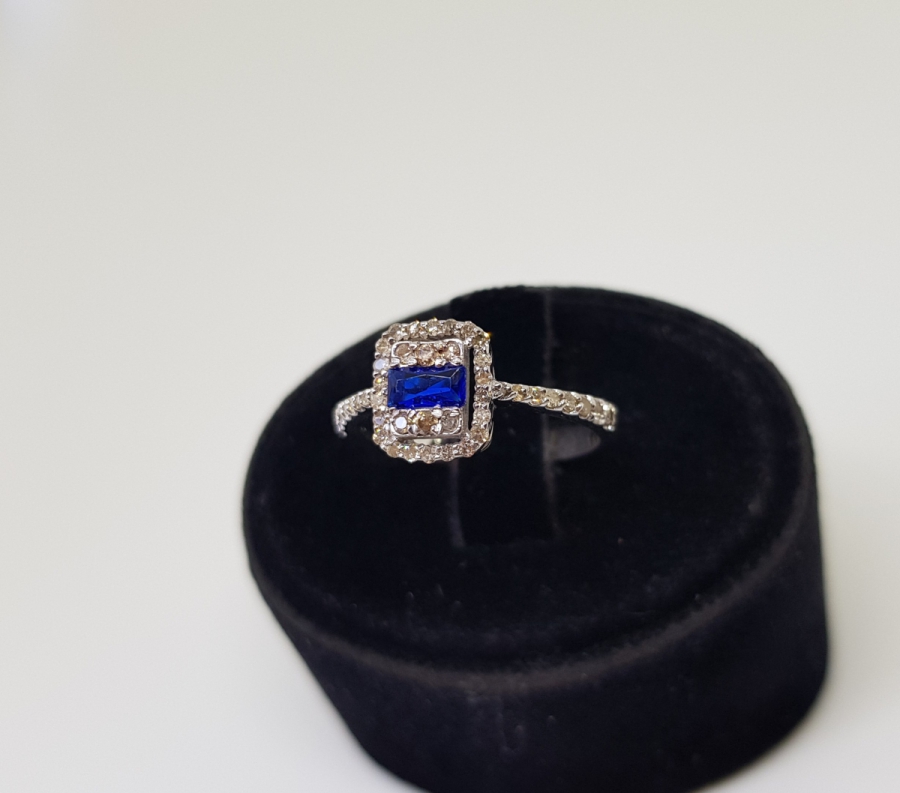 SAFİR VE PIRLANTA TAŞLI KALİBRE MODEL YÜZÜK