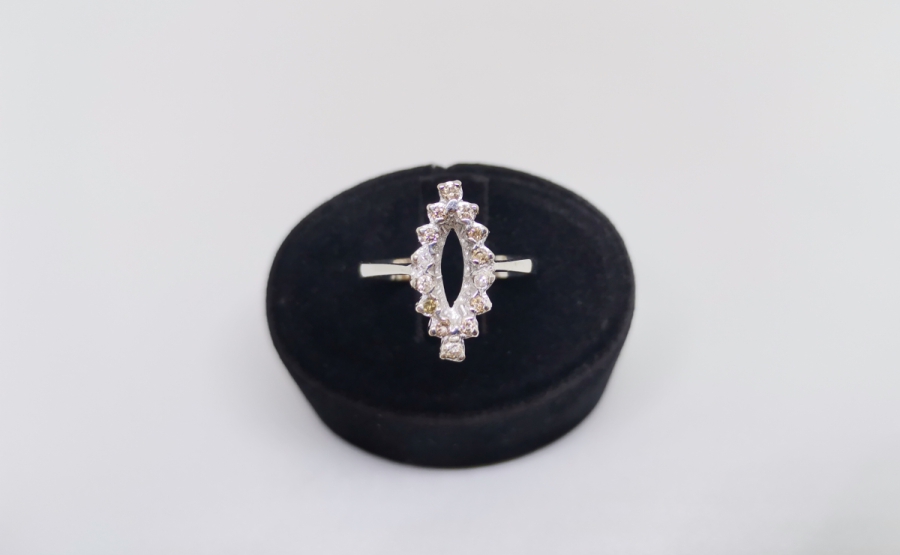 MEKİK MODELİ PIRLANTA TAŞLI YÜZÜK