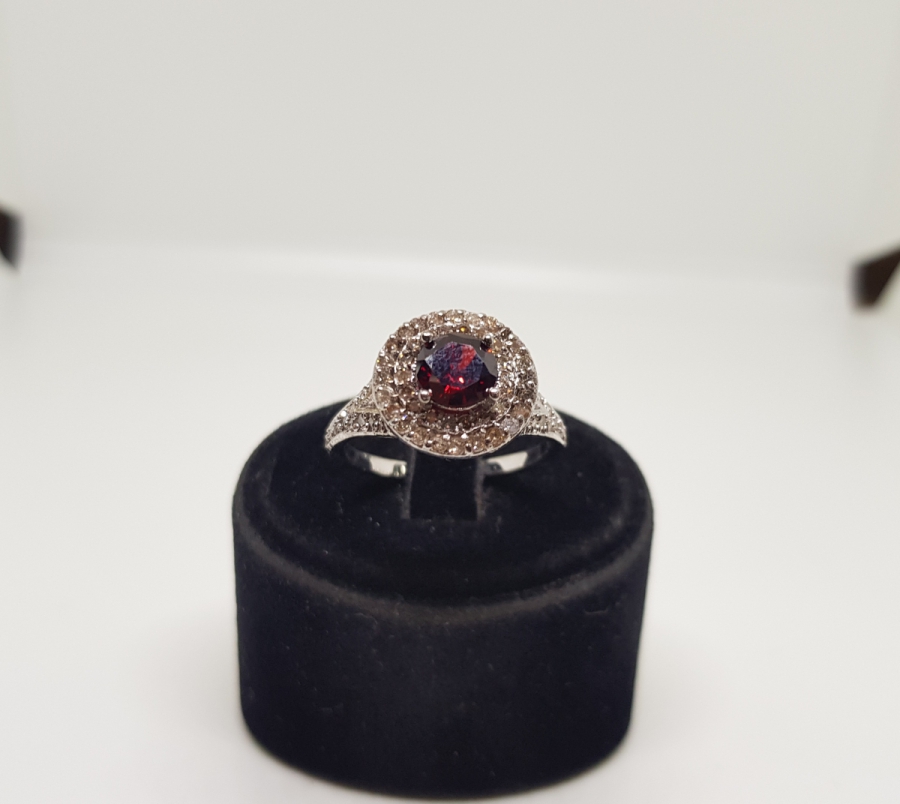 PIRLANTA VE GARNET TAŞLI NAZAR MODELİ YÜZÜK