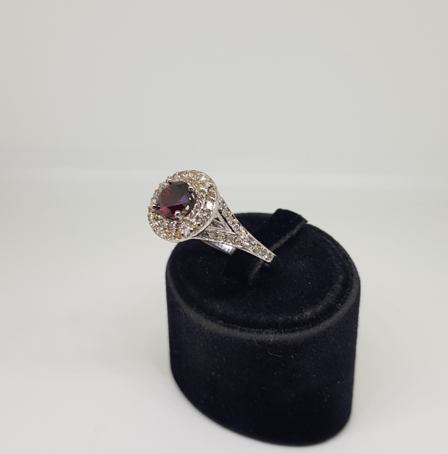 PIRLANTA VE GARNET TAŞLI NAZAR MODELİ YÜZÜK