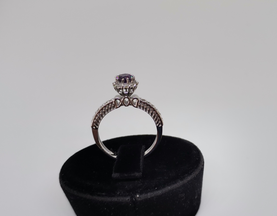 AMETİST VE PIRLANTA TAŞLI TEKTAŞ YÜZÜK