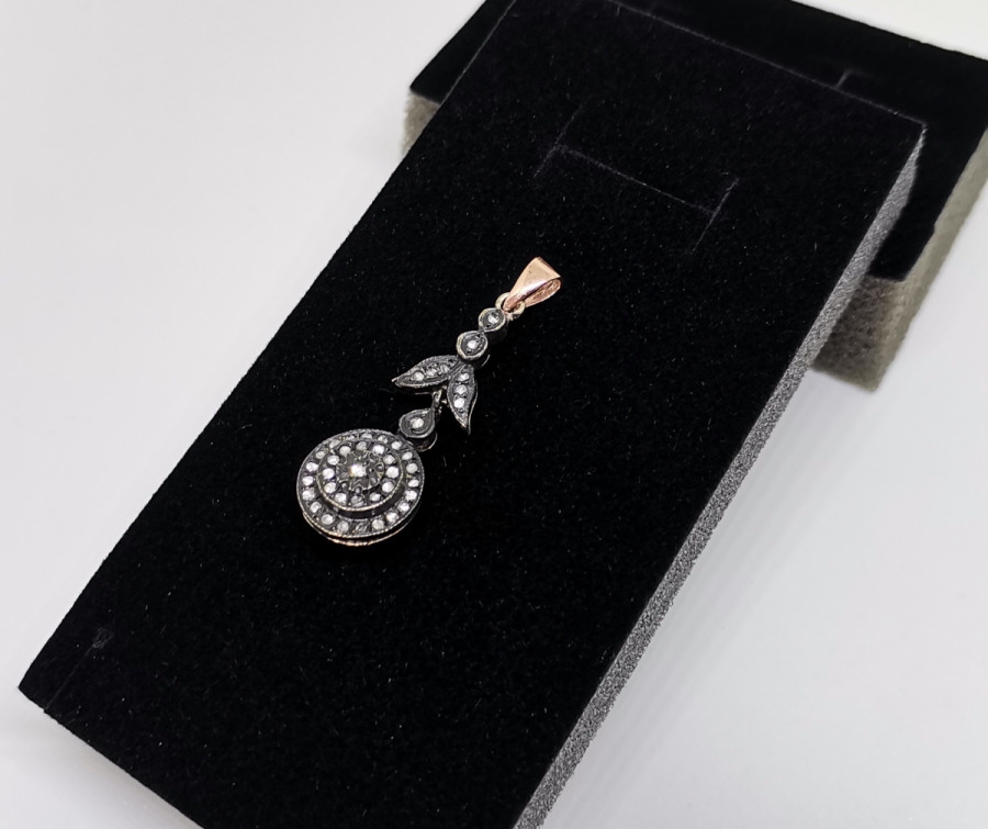 ELMAS TAŞLI HÜRREM MODEL KOLYE UCU