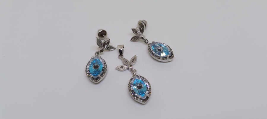 PIRLANTA VE AMETİS TAŞLI KOLYE KÜPE TAKIMI