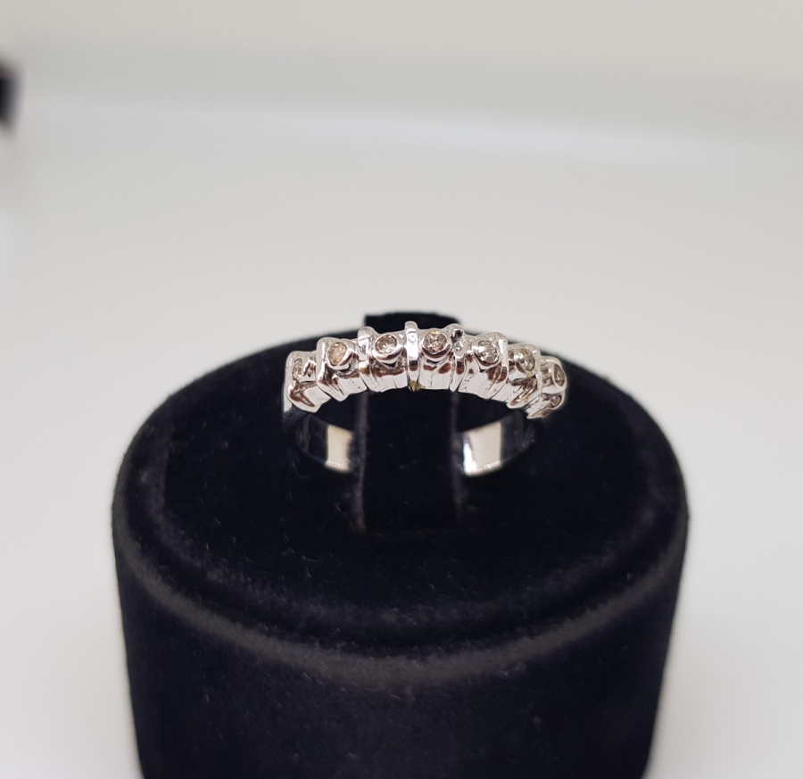 YEDİTAŞ PIRLANTA YÜZÜK