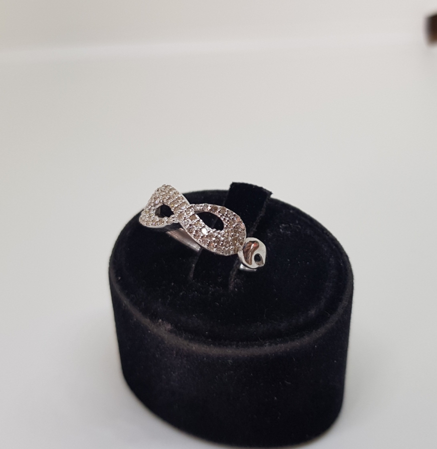 SONSUZLUK MODELLİ PIRLANTA TAŞLI YÜZÜK