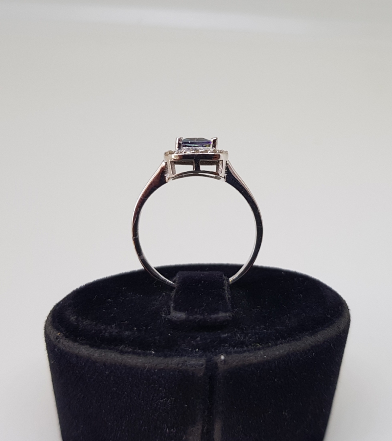 RENKLİ AMETİST VE PIRLANTA TAŞLI DÖRTGEN MODEL YÜZÜK