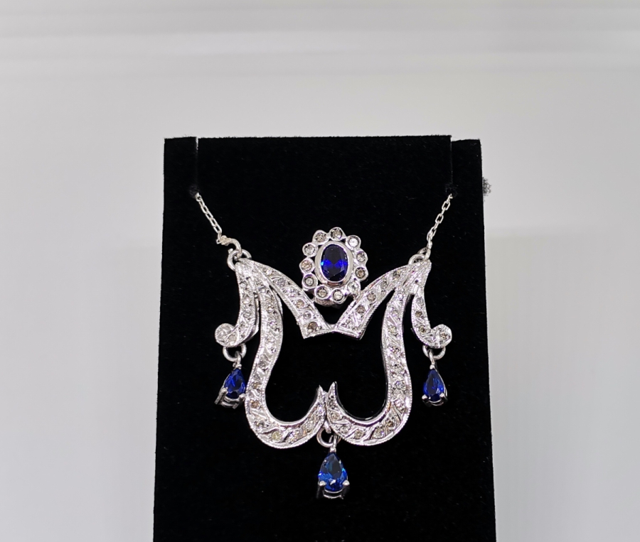 LALE MODEL PIRLANTA GERDANLIK