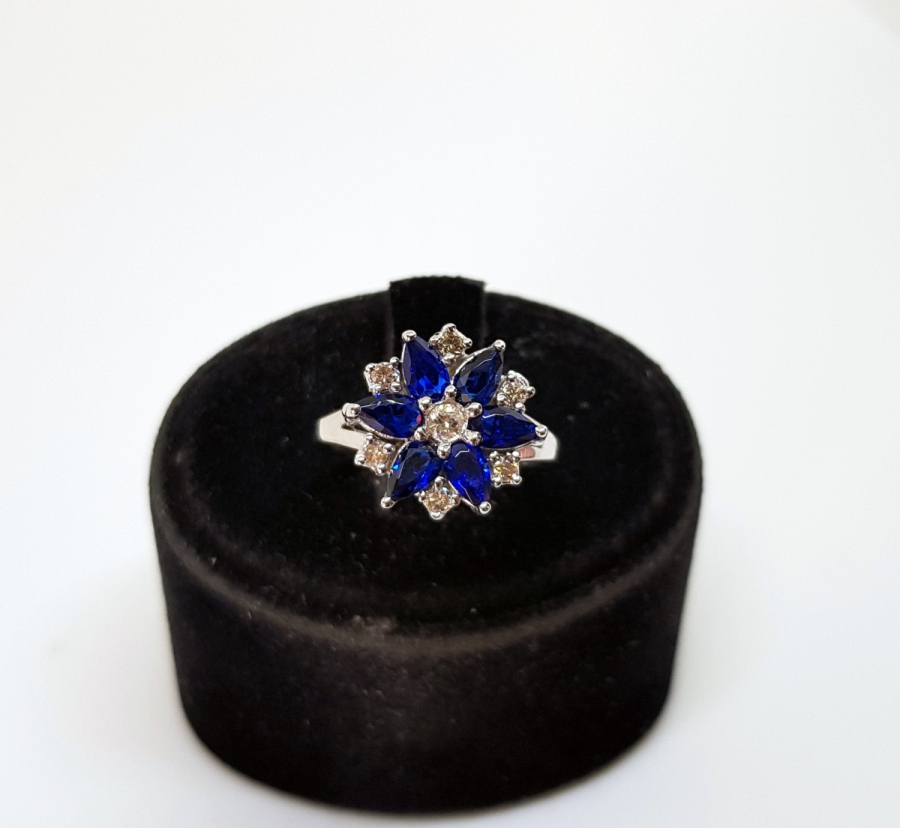 SAFİR VE PIRLANTA TAŞLI GÜNEŞ MODEL YÜZÜK