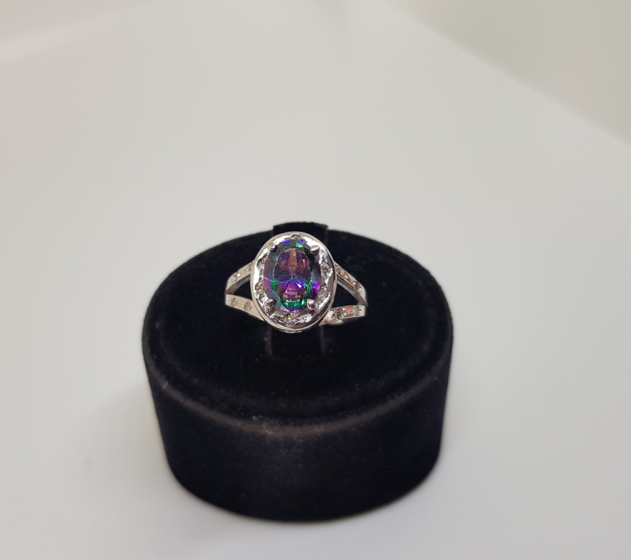 AMETİST VE PIRLANTA TAŞLI DİVANHANE MODEL YÜZÜK