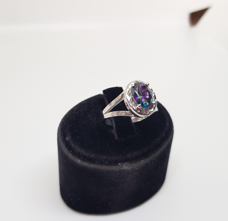 AMETİST VE PIRLANTA TAŞLI DİVANHANE MODEL YÜZÜK