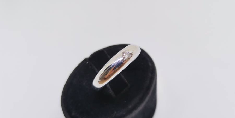 PIRLANTA TAŞLI ALYANS MODEL TEKTAŞ YÜZÜK