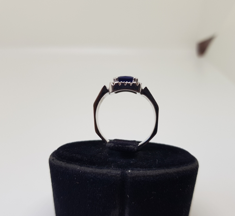 SAFİR VE PIRLANTA TAŞLI AVRUPA MODEL YÜZÜK