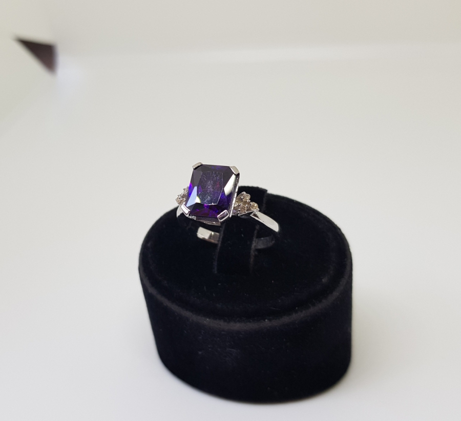 AMETİST VE PIRLANTA TAŞLI ANTİK MISIR MODELİ YÜZÜK