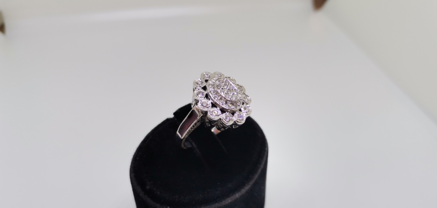 PIRLANTA TAŞLI GÜNEŞ MODEL YÜZÜK