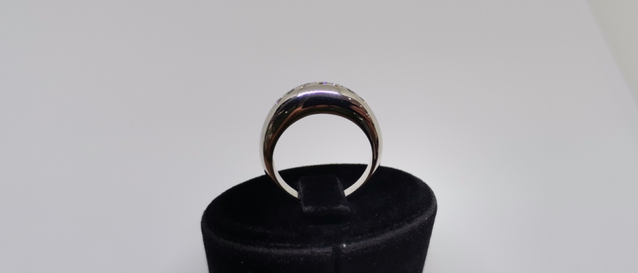 YEDİTAŞLI PIRLANTA YÜZÜK