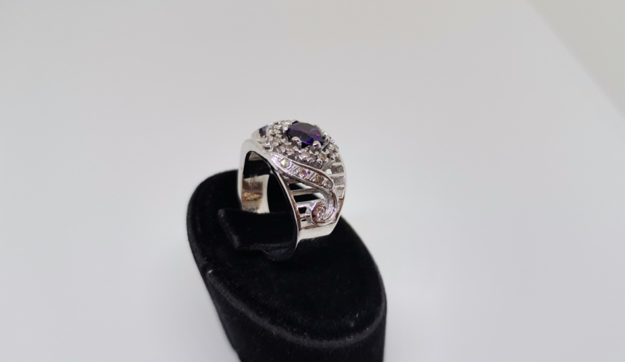 PIRLANTA VE AMETİST TAŞLI AVRUPA MODEL YÜZÜK