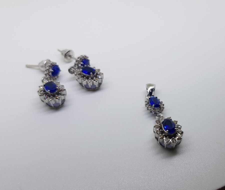 SAFİR VE PIRLANTA TAŞLI KOLYE KÜPE TAKIMI