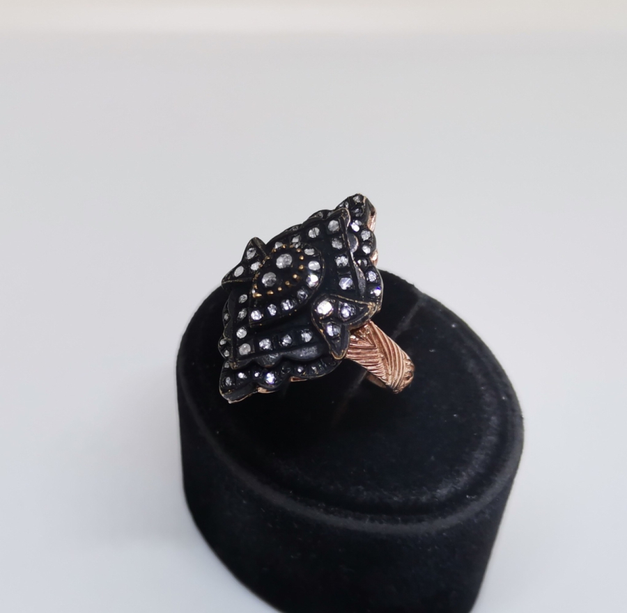 ELMAS TAŞLI GİRİT MODELİ YÜZÜK