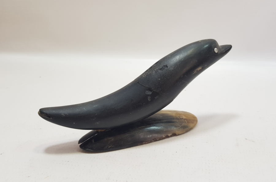 BOYNUZDAN MAMUL ANTİKA MASA ÜSTÜ OBJESİ