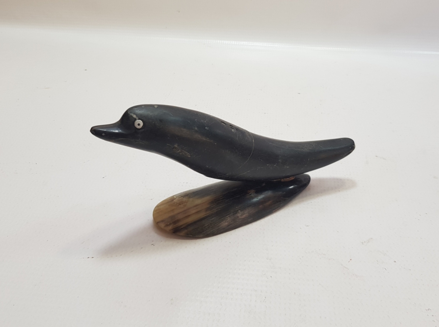 BOYNUZDAN MAMUL ANTİKA MASA ÜSTÜ OBJESİ