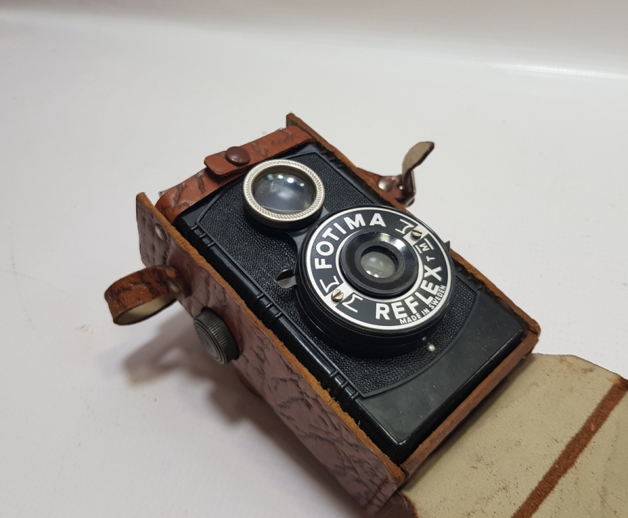 ORİJİNAL DERİ KILIFINDA NADİR FORMLU ANTİKA FOTOĞRAF MAKİNESİ