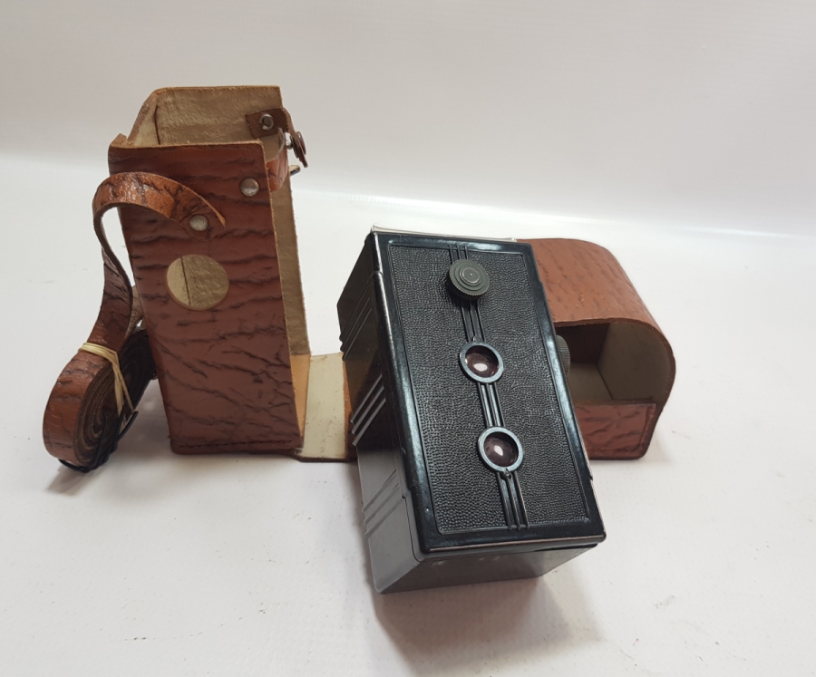 ORİJİNAL DERİ KILIFINDA NADİR FORMLU ANTİKA FOTOĞRAF MAKİNESİ