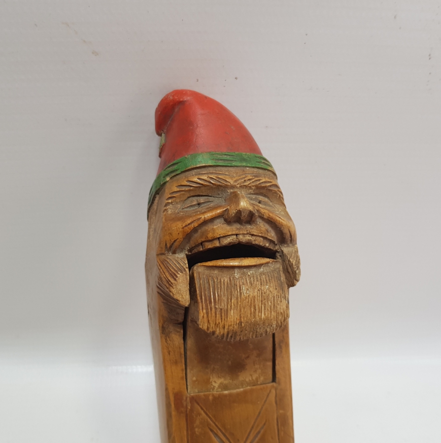 OSMANLI DÖNEMİ ÇOK NADİR RUM İŞİ AHŞAP CEVİZ KIRACAĞI