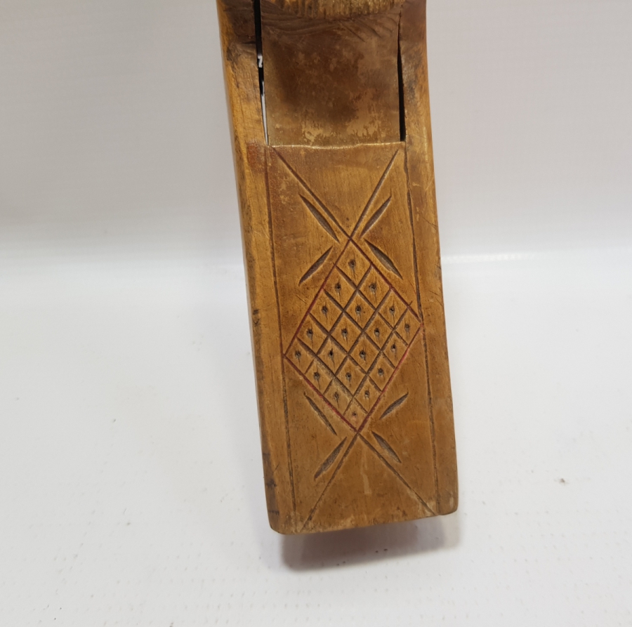 OSMANLI DÖNEMİ ÇOK NADİR RUM İŞİ AHŞAP CEVİZ KIRACAĞI