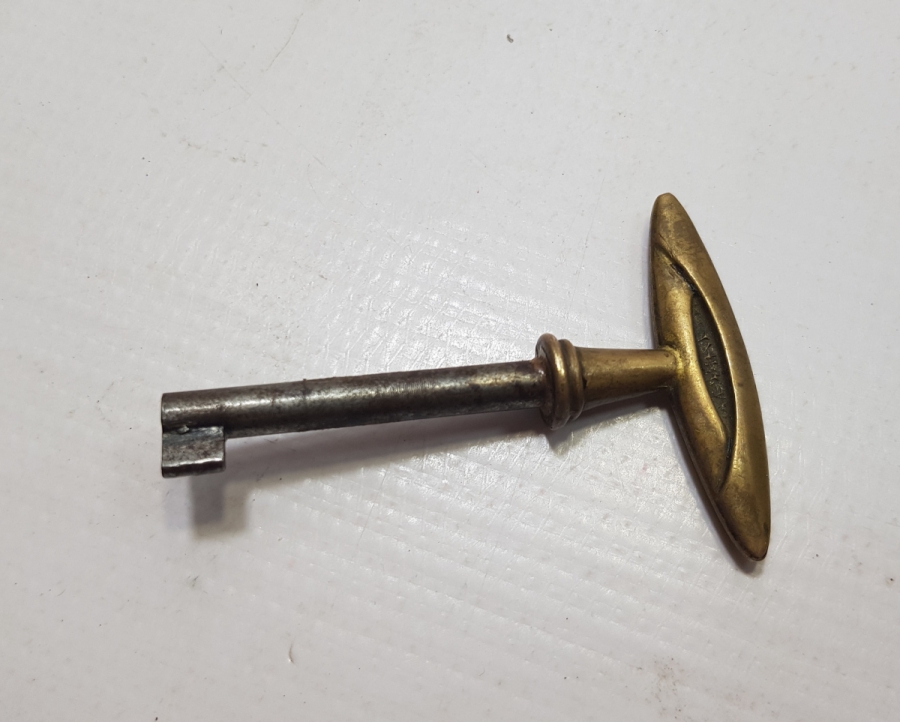 NADİR FORMDA OSMANLI DÖNEMİ ANAHTAR